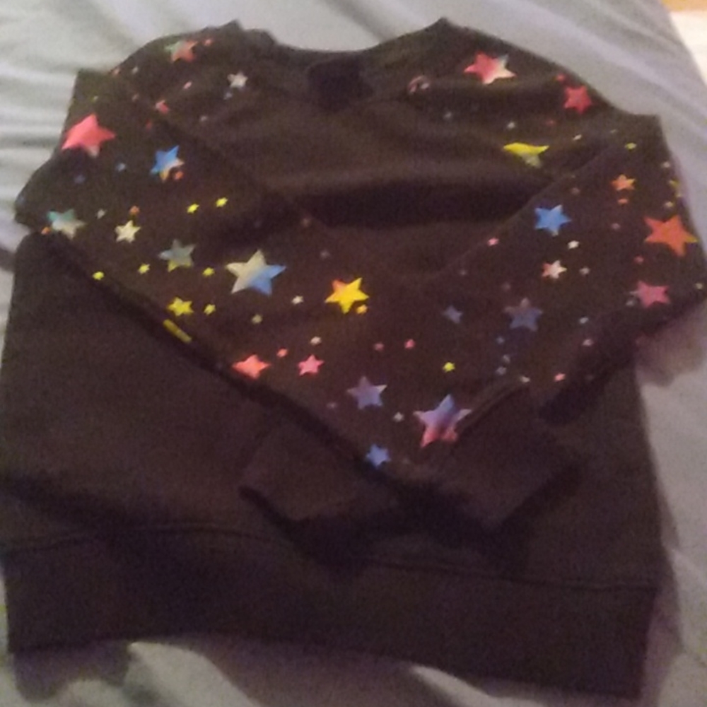 Girl black sweatshirt